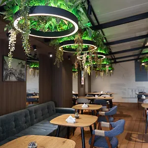 Graphica Hotel
